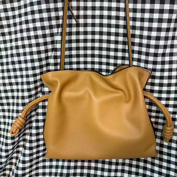 Loewe Flamenco Crossbody Bag - Picture 2 of 12